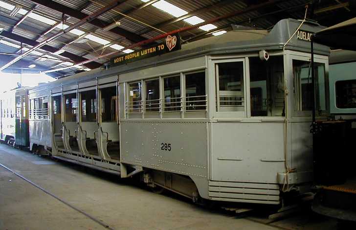 Brisbane Dropcentre tram 295